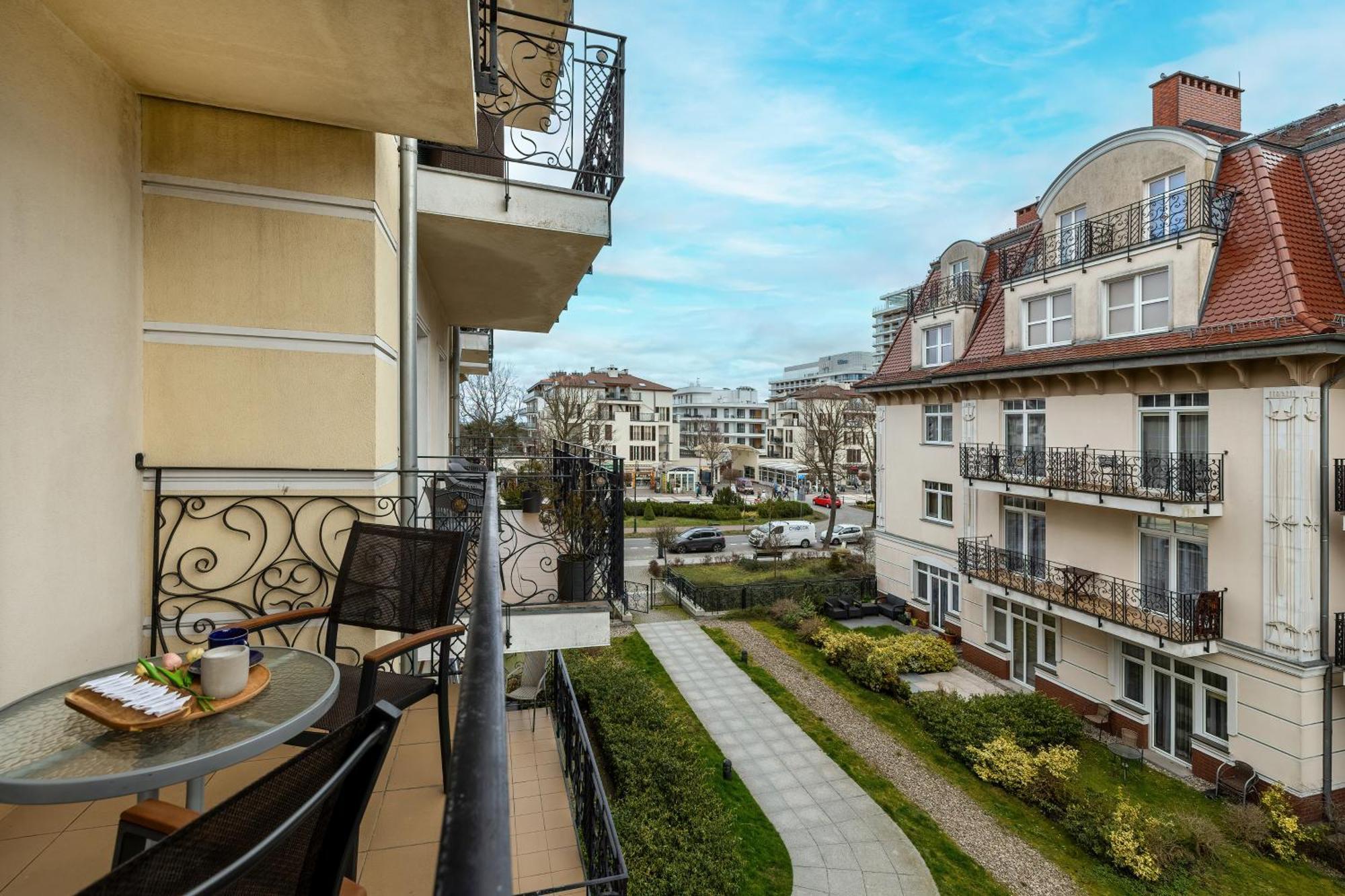 Apartamenty Trzy Korony By Noclegi Renters Świnoujście Extérieur photo